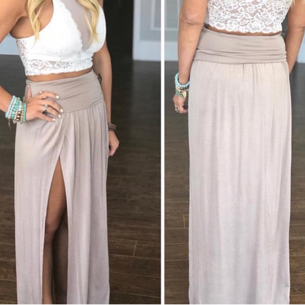 Maxi skirt